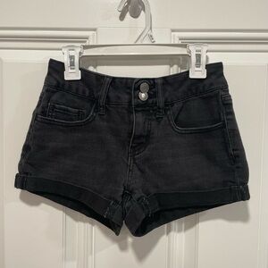 SO 0/24W Black Shorts